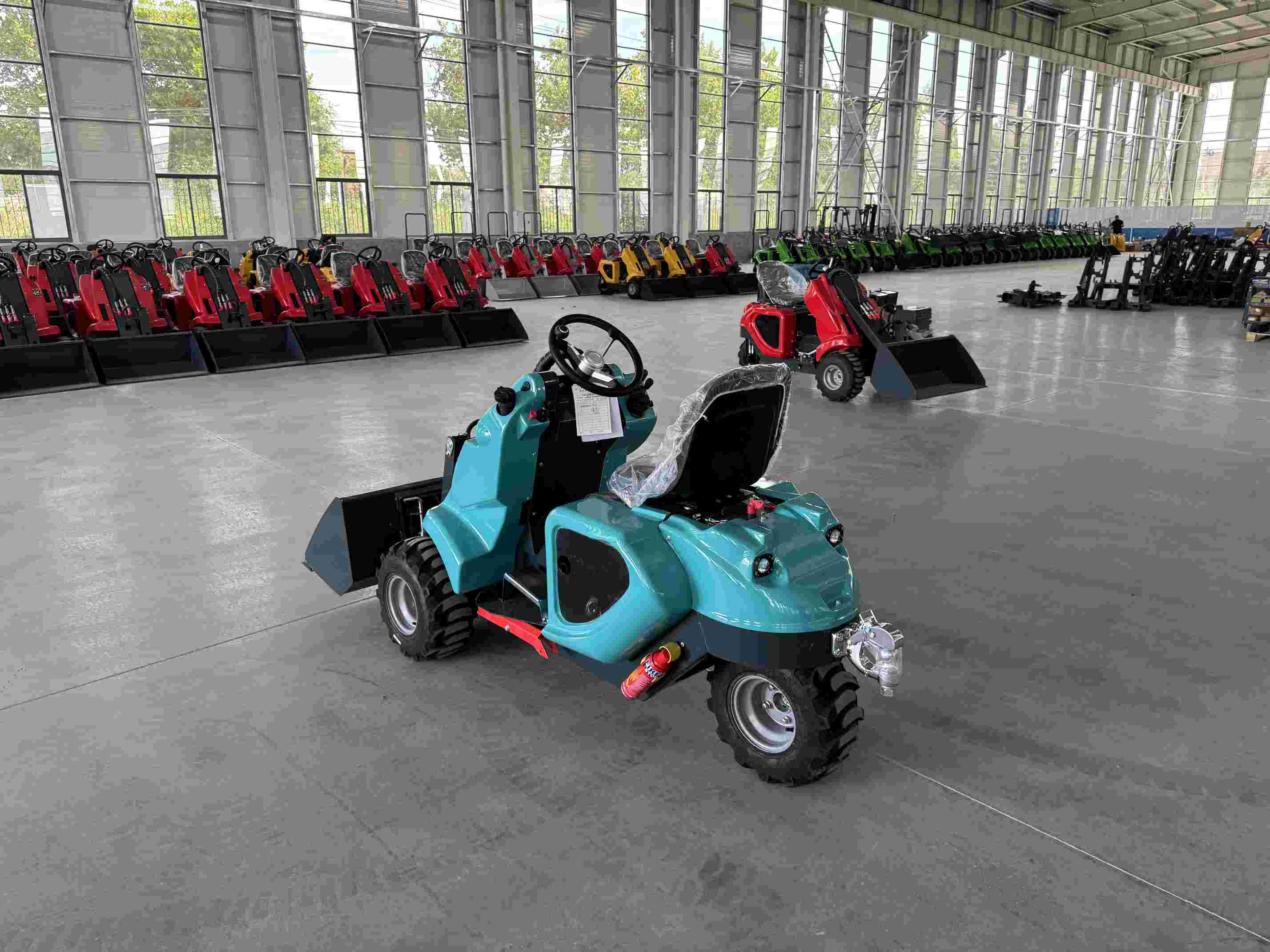 Farming Jobs - Mini Cargadora Articulada de Gran Demanda｜Motor